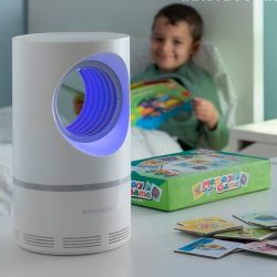 USISNA SVJETILJKA PROTIV KOMARACA